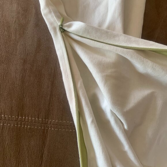 Pants - Picture 5 of 9